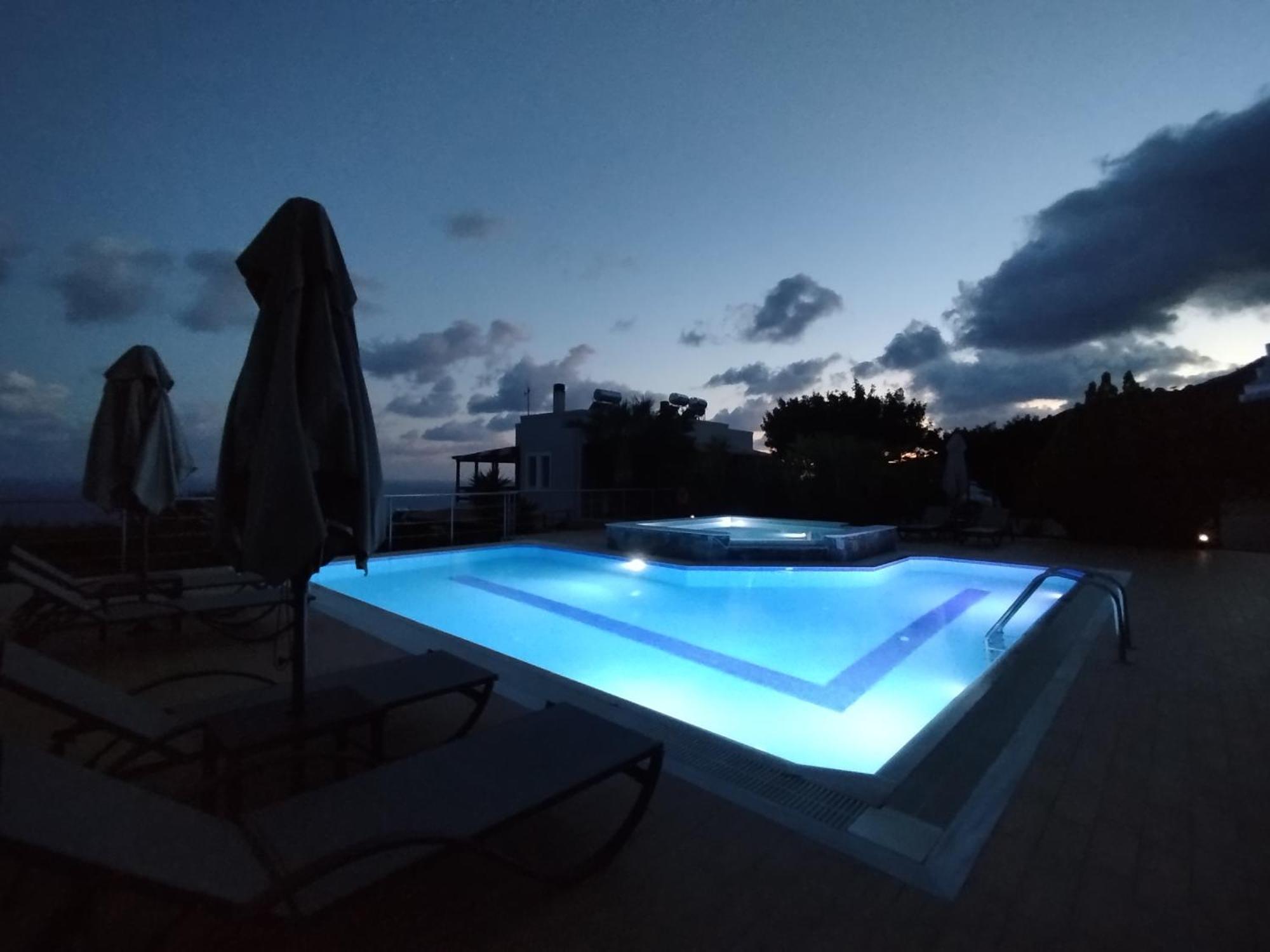Alexena Apartments Agia Galini Eksteriør billede