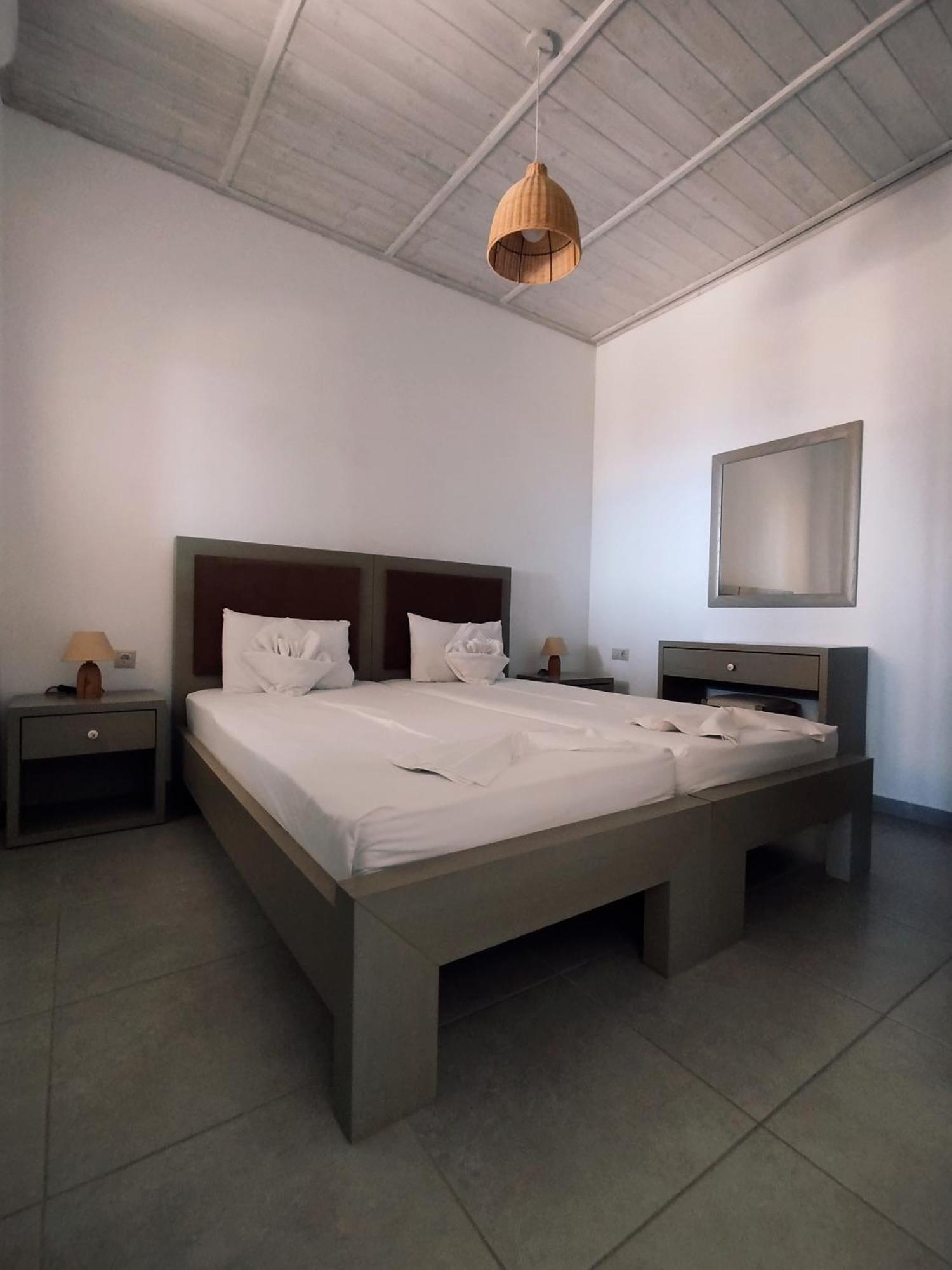 Alexena Apartments Agia Galini Eksteriør billede
